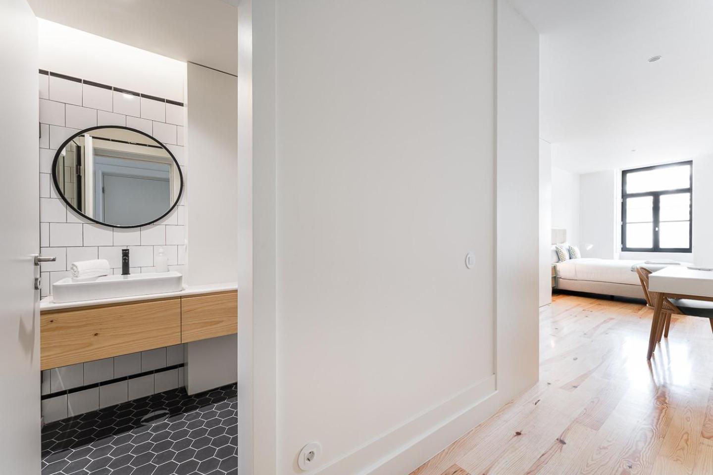 Guestready - Somebody'S Story - A Apartment Porto Bagian luar foto